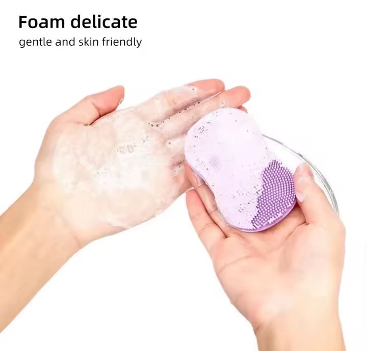 mini Facial Cleaning Brush – SNAP TAP